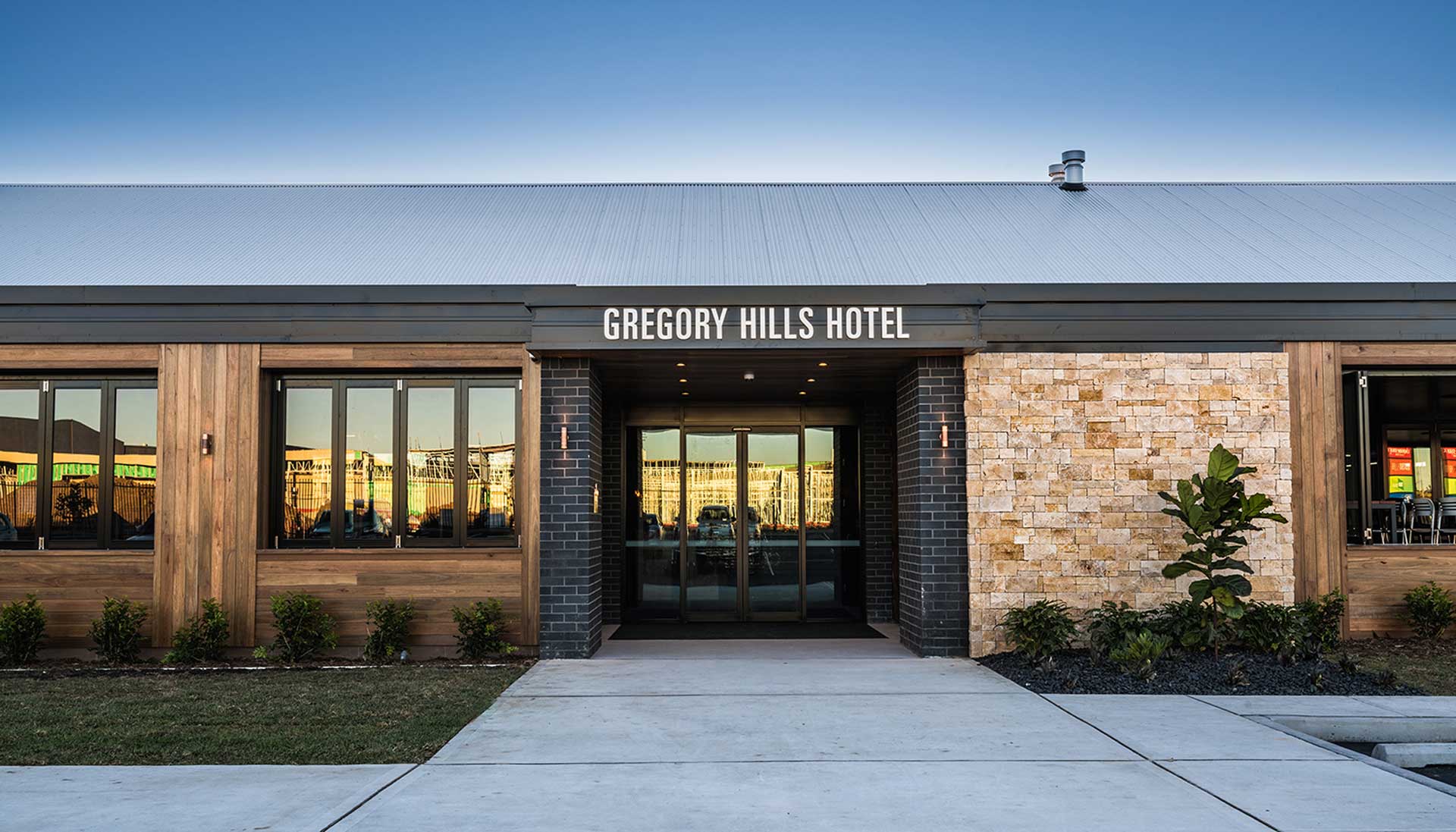 Gregory Hills Hotel | Comtex